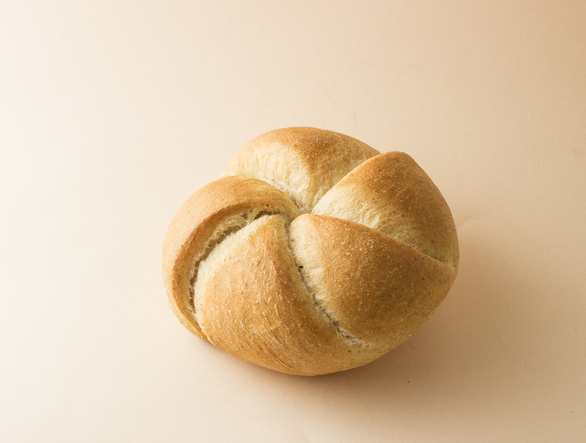 ハンドカイザー プレーン ホーフベッカライ エーデッガー タックス